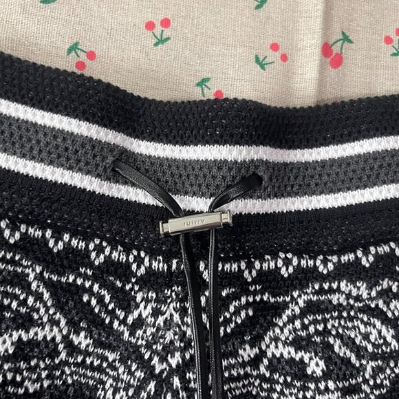 Amiri Bandana Crochet Basketball Shorts - Picture 2 of 9